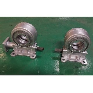 VE9 Double Enveloped Worm Gear Slew Drive 50Mn CSP Free Maintenance